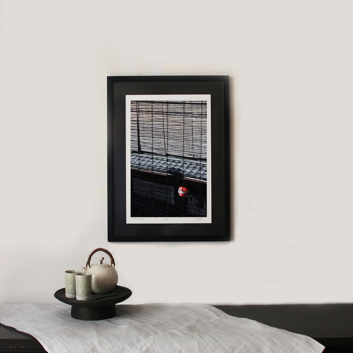 Par la Fenêtre, Gion : SIGNED, NUMBERED AND FRAMED FINE ART PHOTOGRAPHY