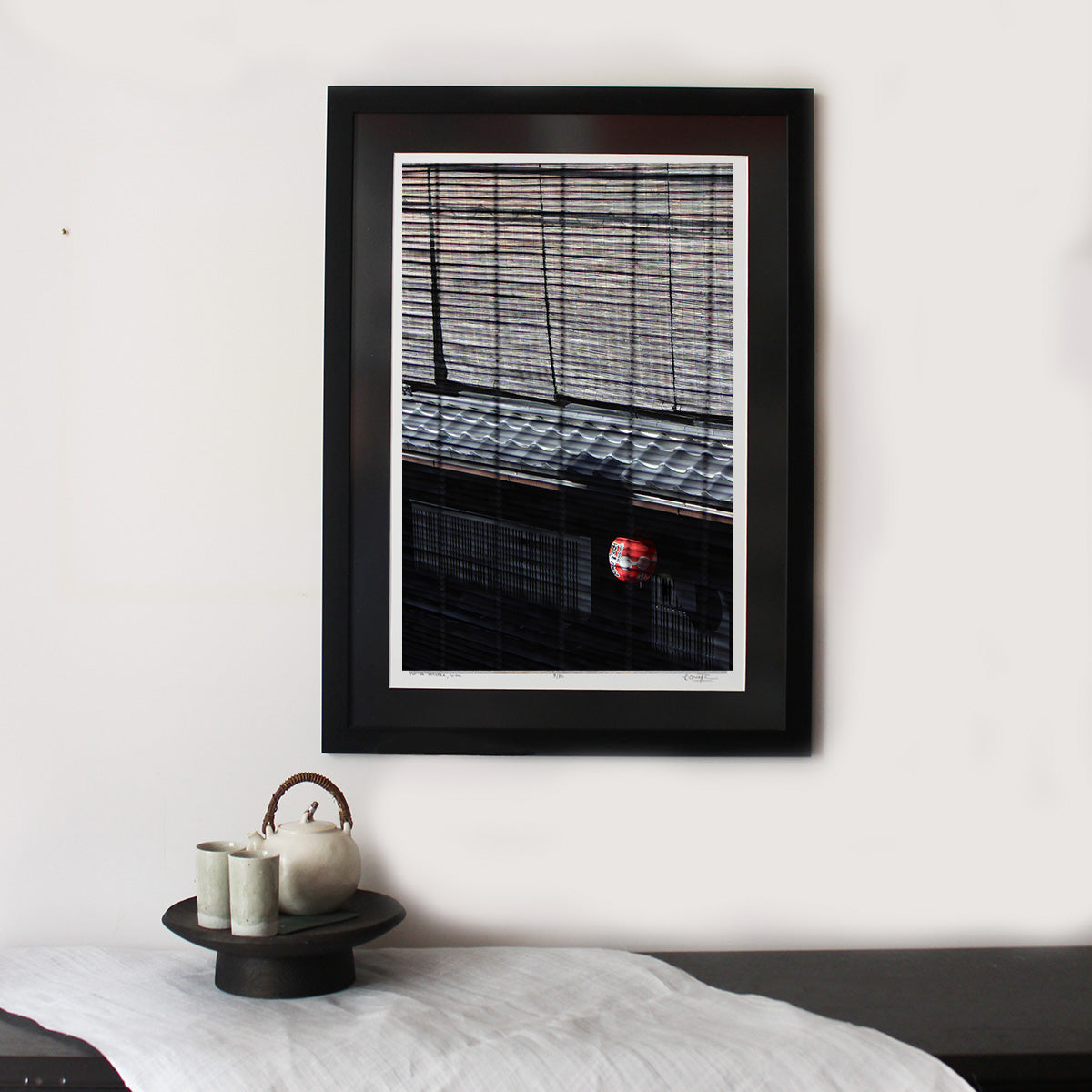 Par la Fenêtre, Gion : SIGNED, NUMBERED AND FRAMED FINE ART PHOTOGRAPHY