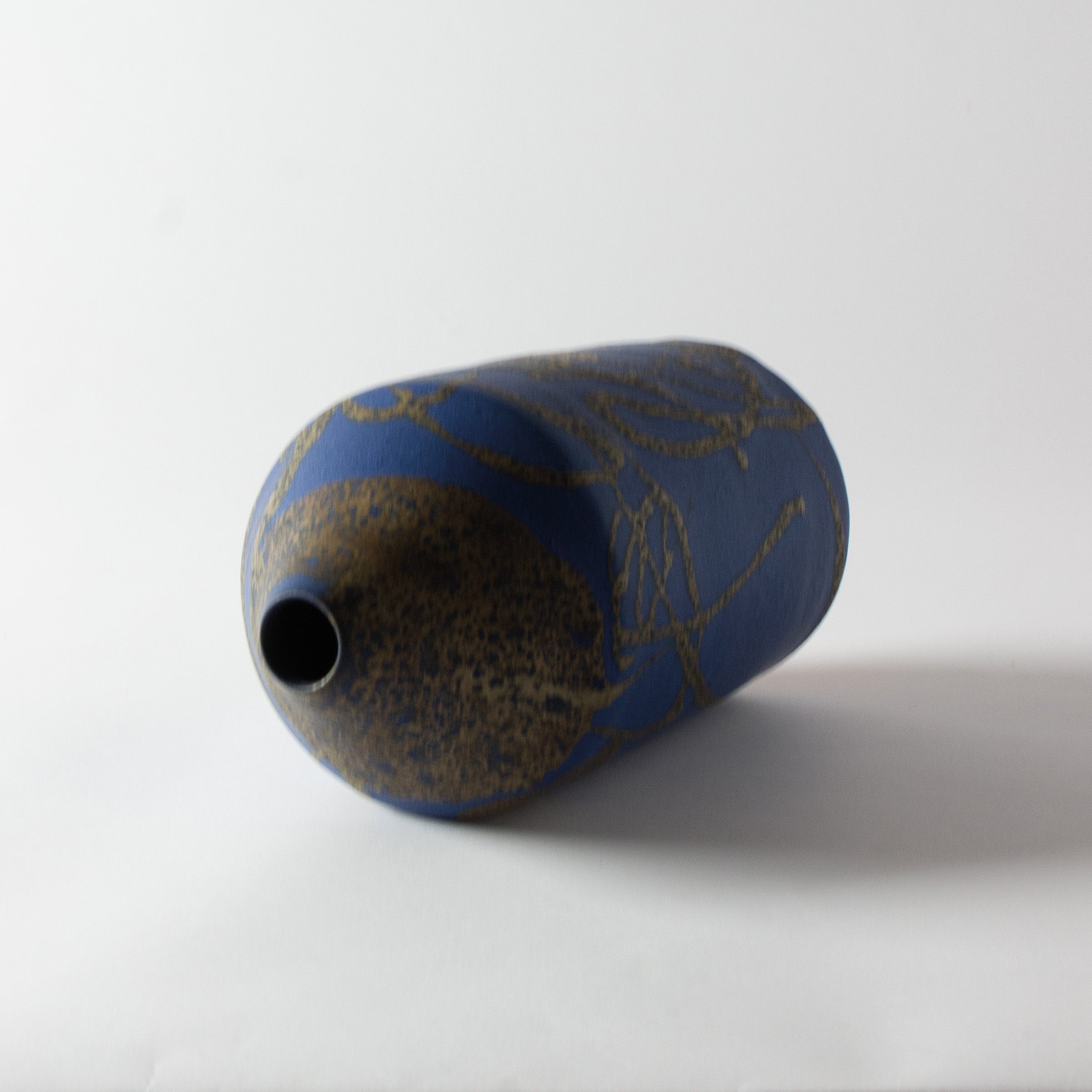 Indigo blue vase by Hiroaki Morino