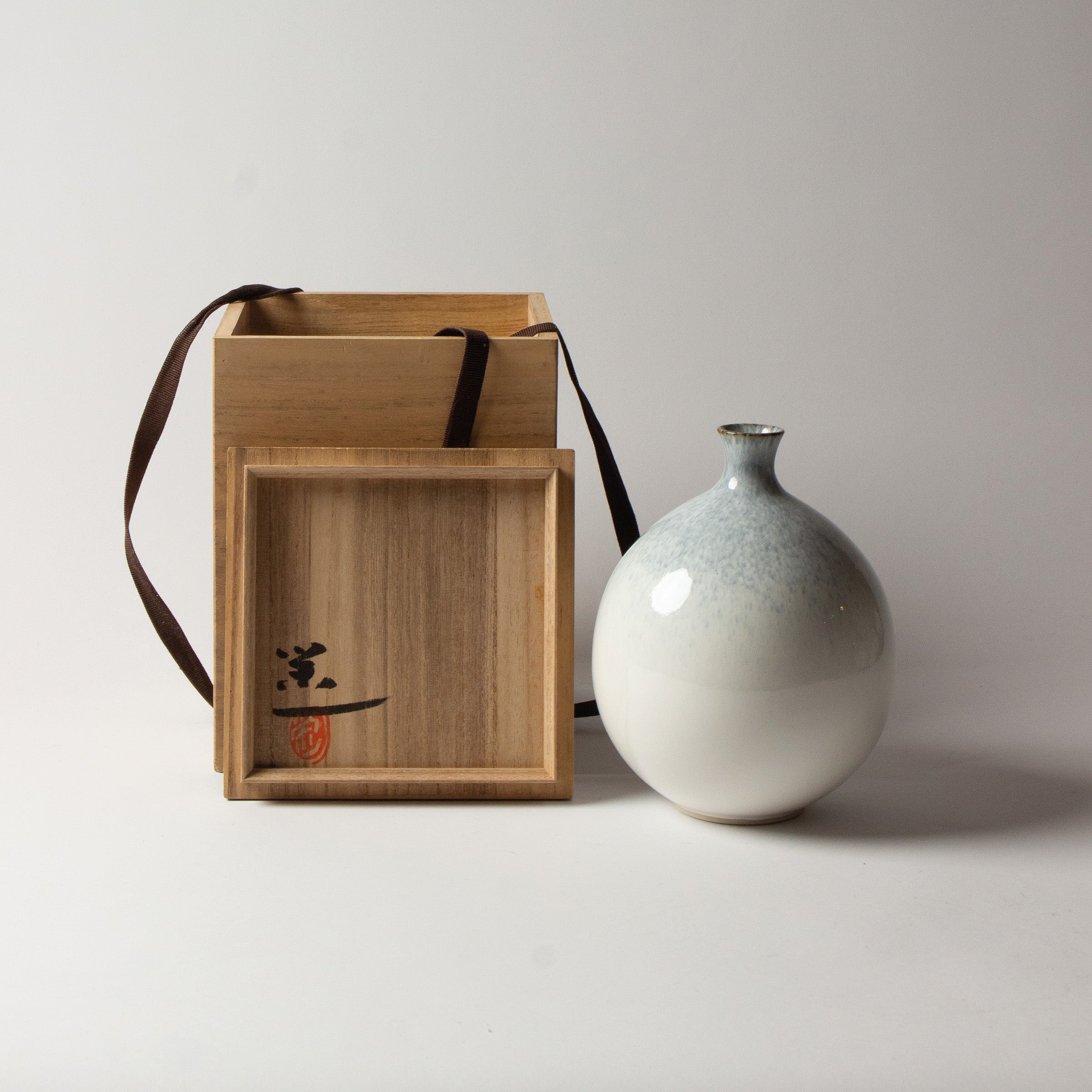 Kosugi-yaki ceramic vase by Eiichi Ikegami