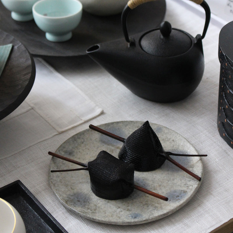 Set de vaisselle japonaise en céramique