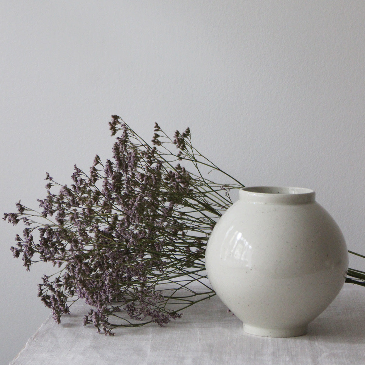 Korea Moon Jar, White Porcelain Vase