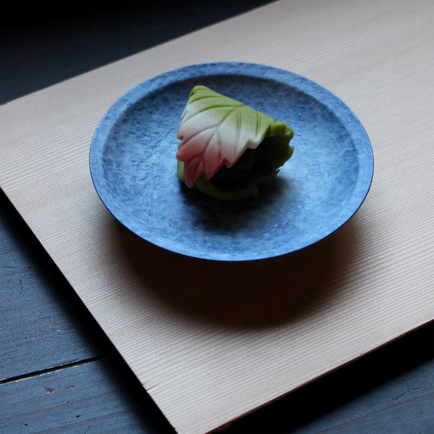 Small Ceramic Cloud Plate by Shu Hirai